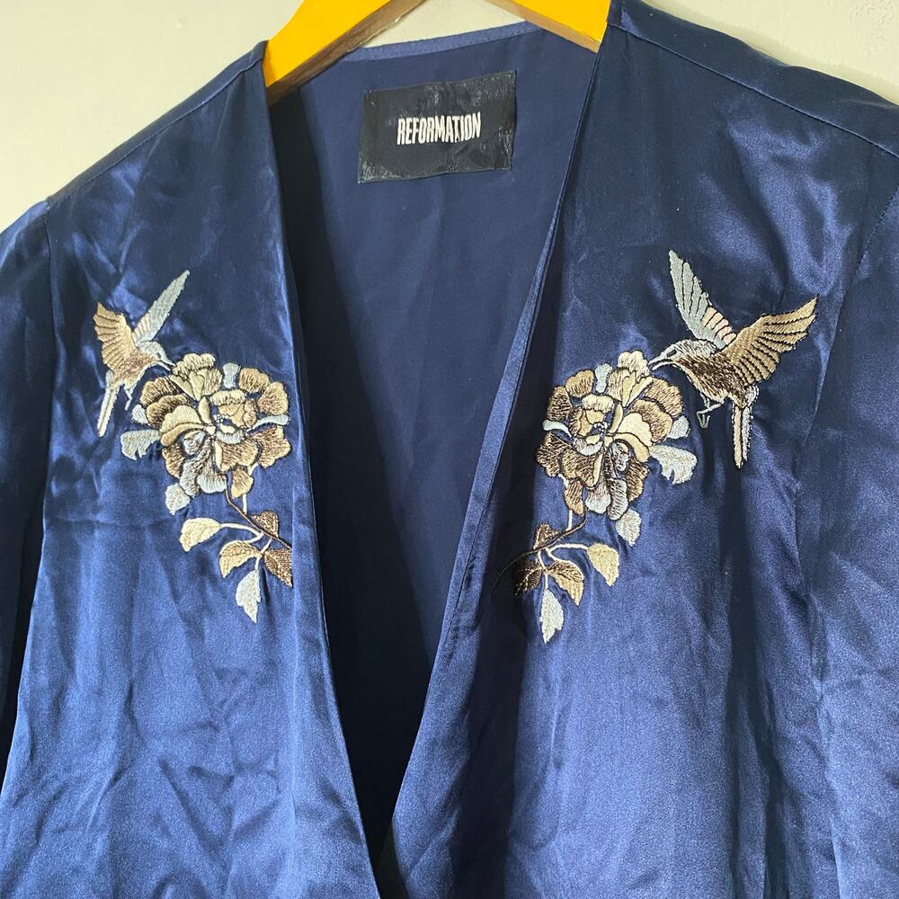 REFORMATION 100% Silk Navy Blue Satin Robe Wrap Mini Dress Kimono Size Small - Picture 4 of 8